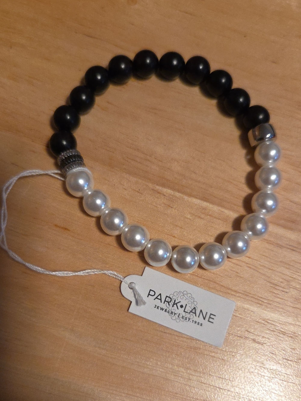 Park Lane Black and White Pearl-Style Stretch Bracelet